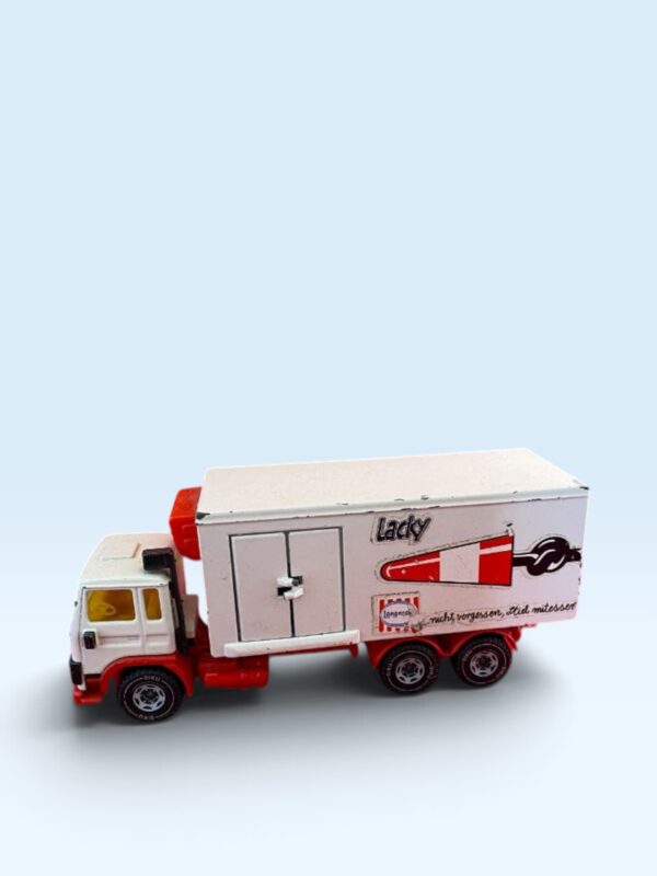 Vintage Siku 3116 Volvo Lacky truck model