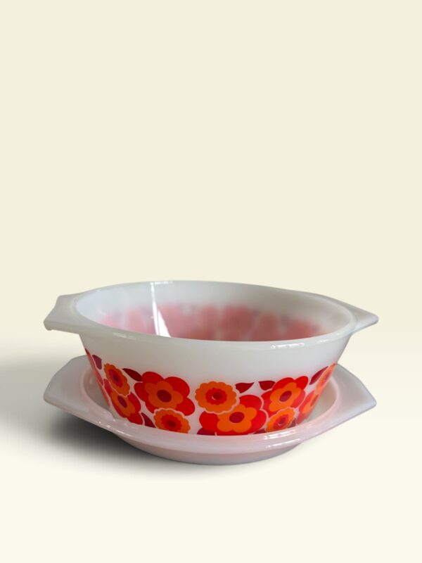 Retro Arcopal France Lotus schaaltje oranje met deksel